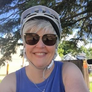 Meet your Posher, Cindy